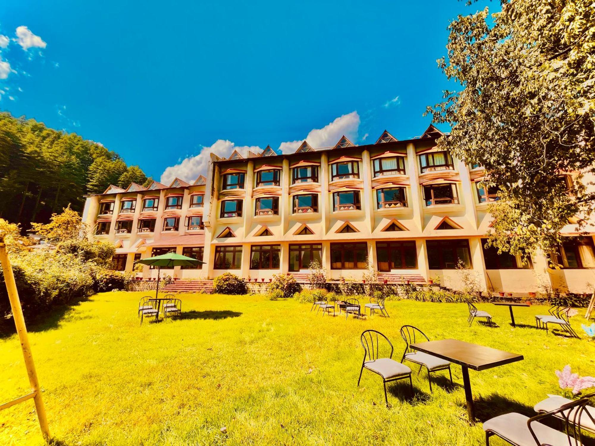Sagar Resort !! Mountain View ! Luxury Stay ! Family Resort ! Private Parking ! Near Mall Road مايالي المظهر الخارجي الصورة