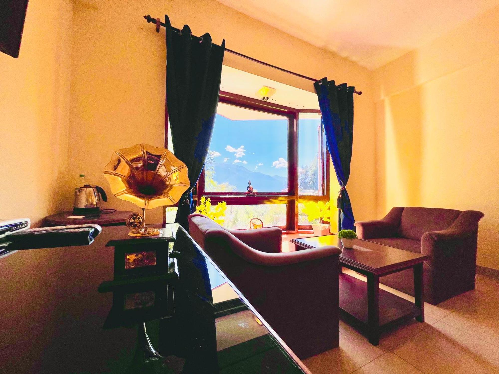 Sagar Resort !! Mountain View ! Luxury Stay ! Family Resort ! Private Parking ! Near Mall Road مايالي المظهر الخارجي الصورة
