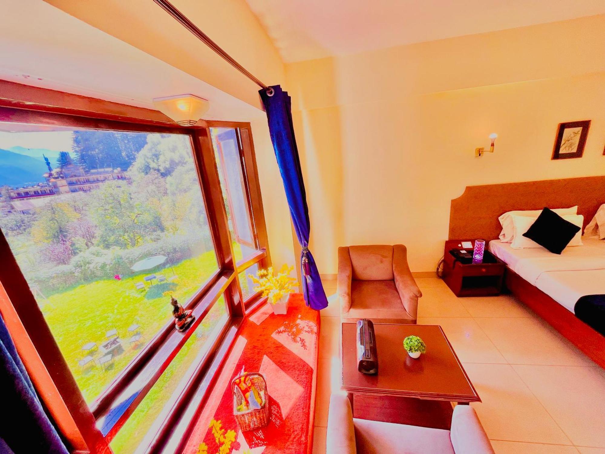 Sagar Resort !! Mountain View ! Luxury Stay ! Family Resort ! Private Parking ! Near Mall Road مايالي المظهر الخارجي الصورة