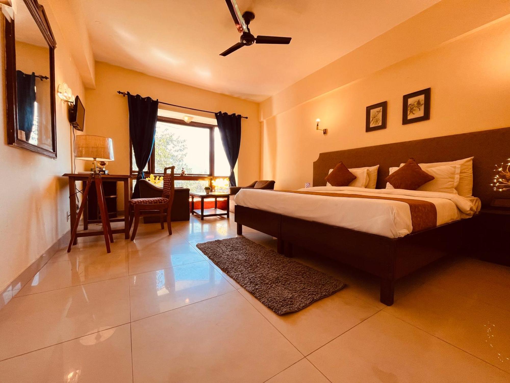 Sagar Resort !! Mountain View ! Luxury Stay ! Family Resort ! Private Parking ! Near Mall Road مايالي المظهر الخارجي الصورة