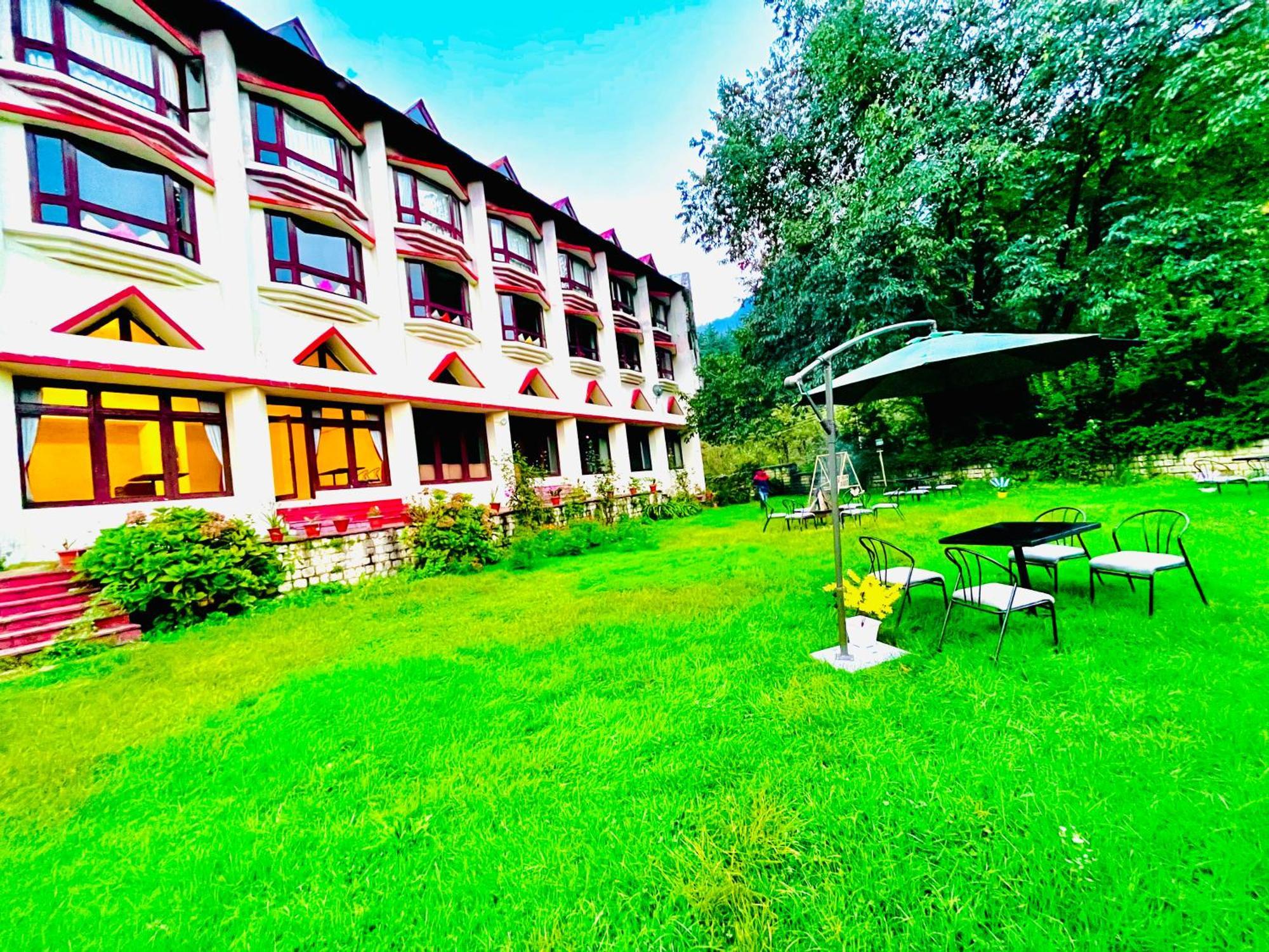 Sagar Resort !! Mountain View ! Luxury Stay ! Family Resort ! Private Parking ! Near Mall Road مايالي المظهر الخارجي الصورة